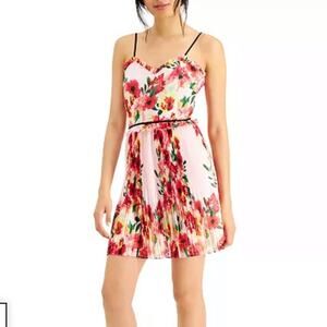 NWT Foxiedox Pink Floral Pleated Dress Size Medium
